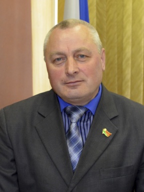 Попов Виталий Михайлович.